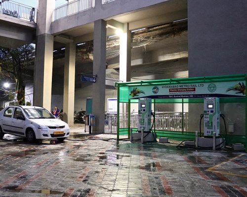 Coche eléctrico: cómo funciona, cuánto se ahorra y si merece la pena dar el salto