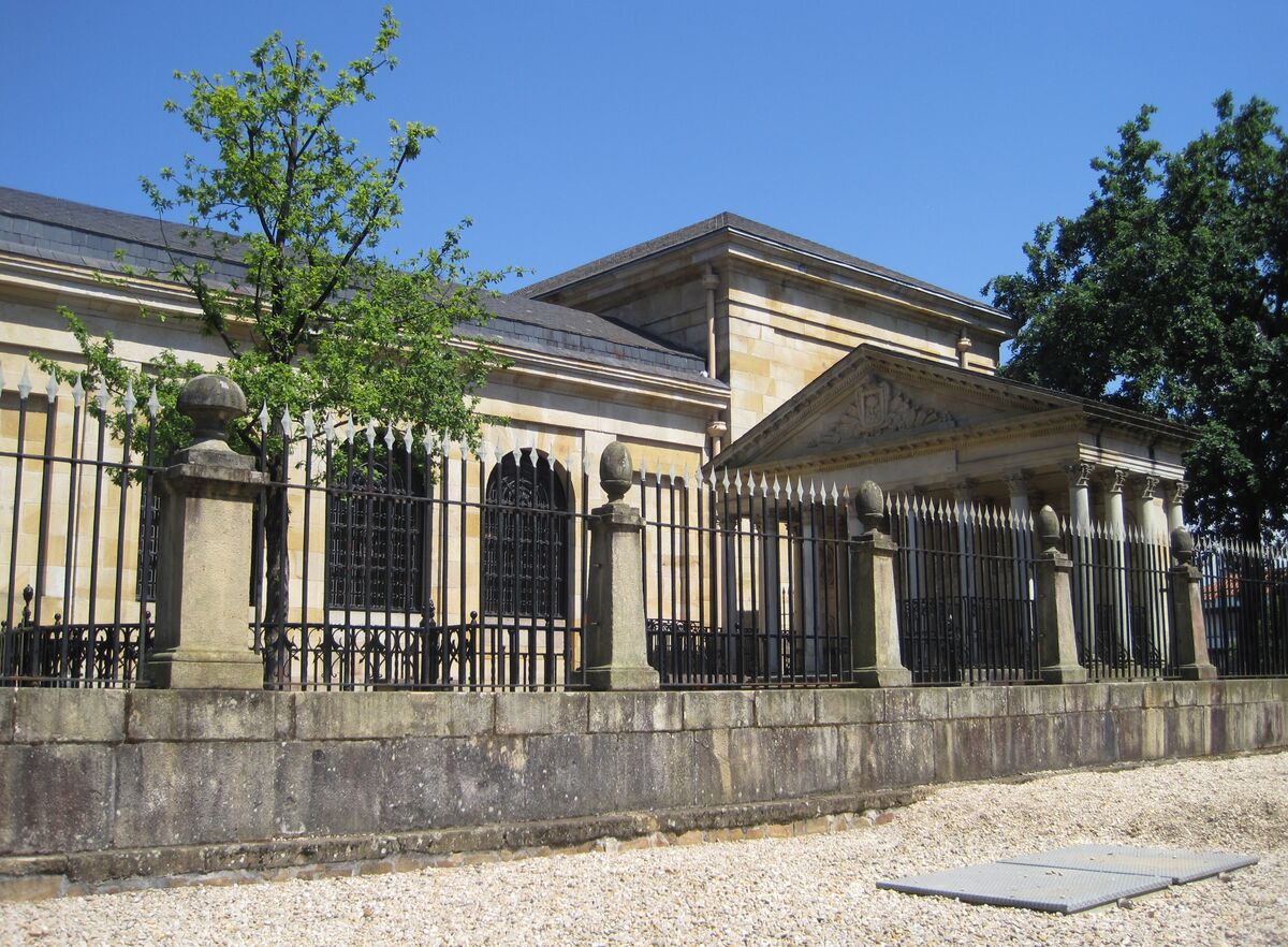 El Árbol de Gernika y la Tribuna en la Casa de Juntas