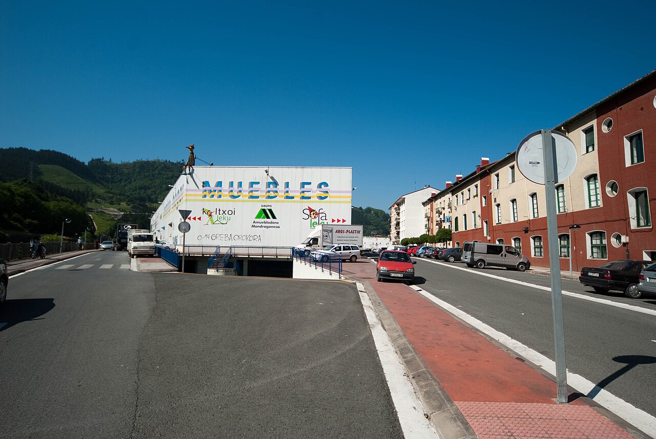 Calle de Arrasate-Mondragón