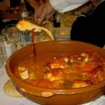 Bacalao al pil-pil: el secreto de la salsa vasca que emulsiona sola