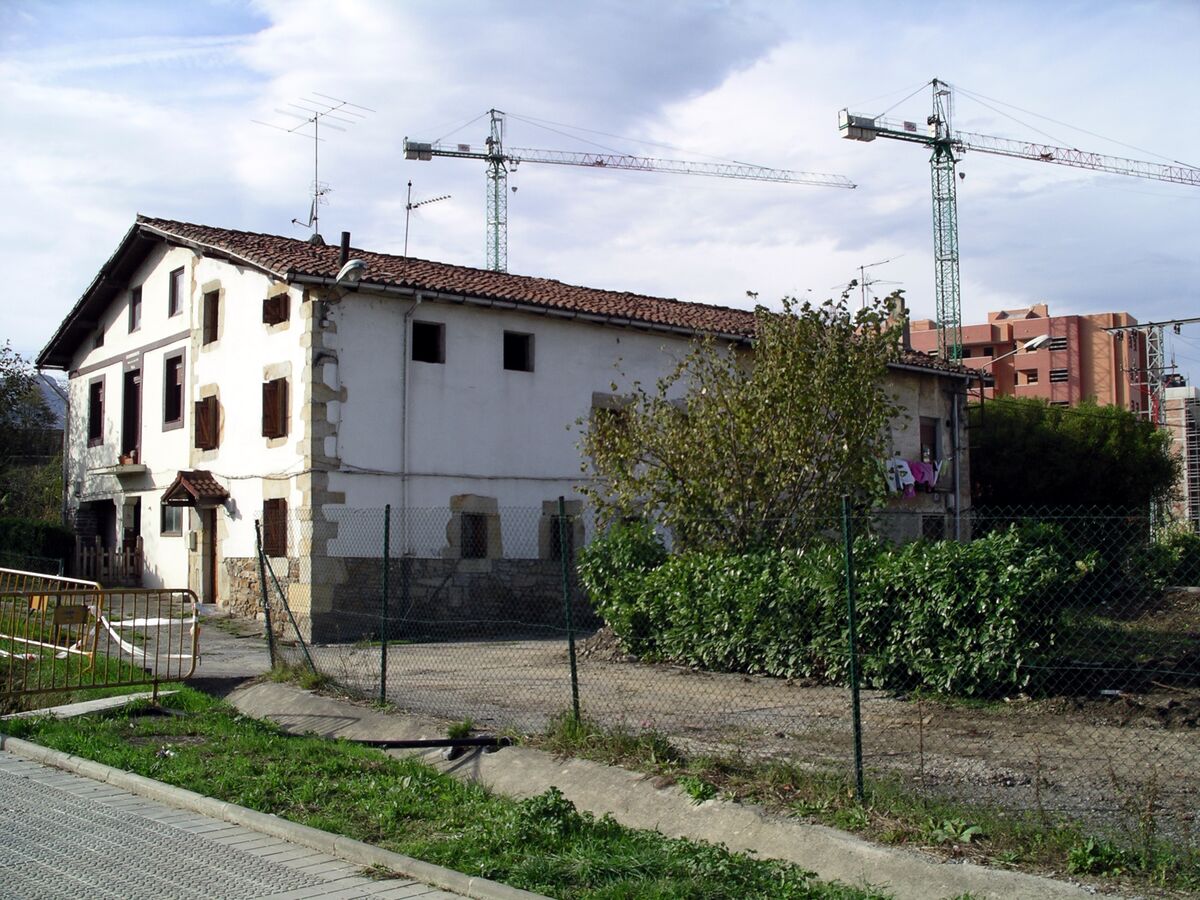 Fachada de un caserío en el interior de Bizkaia