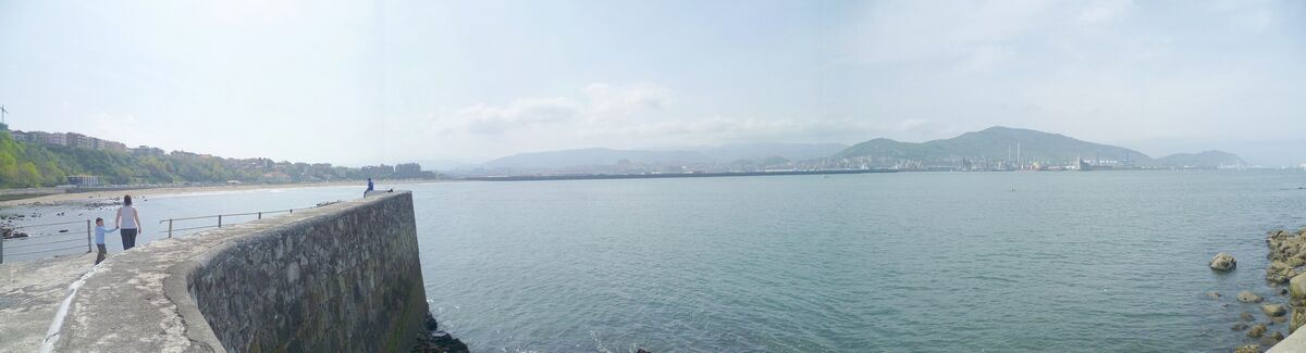 Vista panorámica de la playa de Ereaga, en Getxo