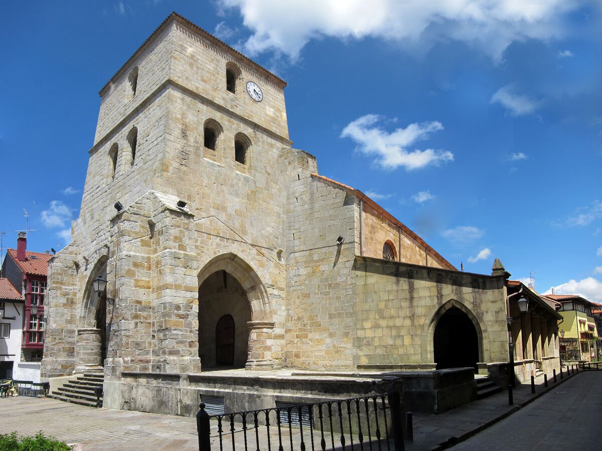 Iglesia de Santa María Magdalena en Plentzia, Bizkaia