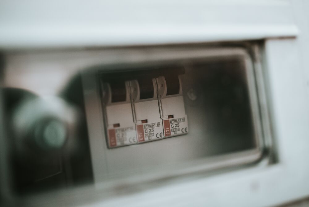 Cuadro eléctrico de una vivienda con interruptores automáticos
